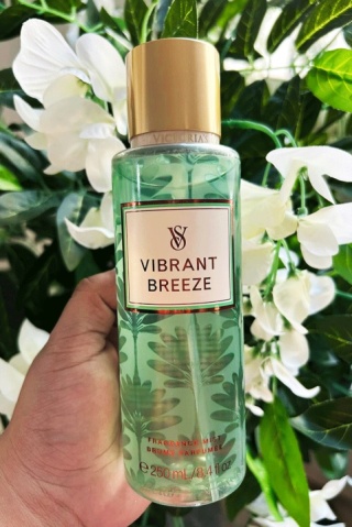 Victoria’s Secret Vibrant Breeze 250ml – Energetyzująca Mgiełka do Ciała