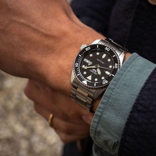 Zegarek Męski Seiko SRPK29K1 – Automatyczny Mechanizm 4R36 | Klasyka i Precyzja