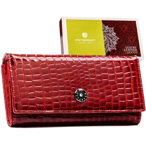 Czerwony, duży portfel damski ze skóry naturalnej z tłoczeniem na wzór skóry krokodyla - Peterson