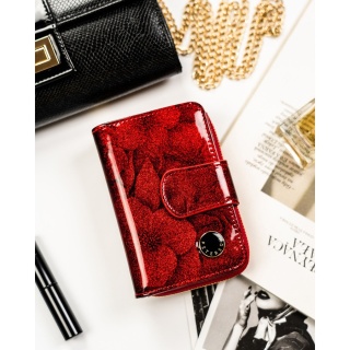 Czerwony, pionowy portfel damski ze skóry naturalnej i ekologicznej, zamykany suwakiem i zatrzaskiem - Peterson