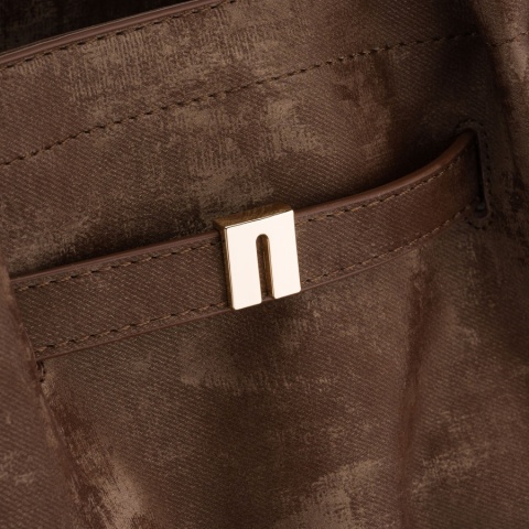 Duża, brązowa shopperka damska wykonana ze skóry ekologicznej, jednokomorowa - Peterson